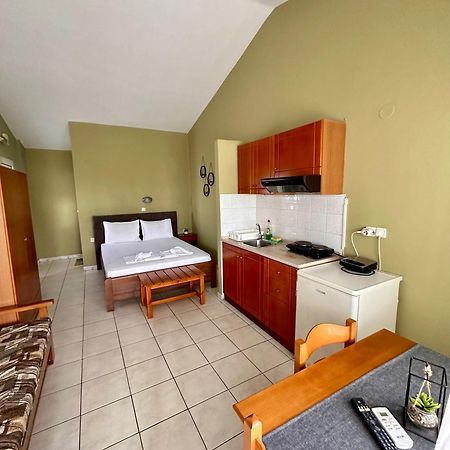 Artemis Hotel Apartments Керамоти Экстерьер фото